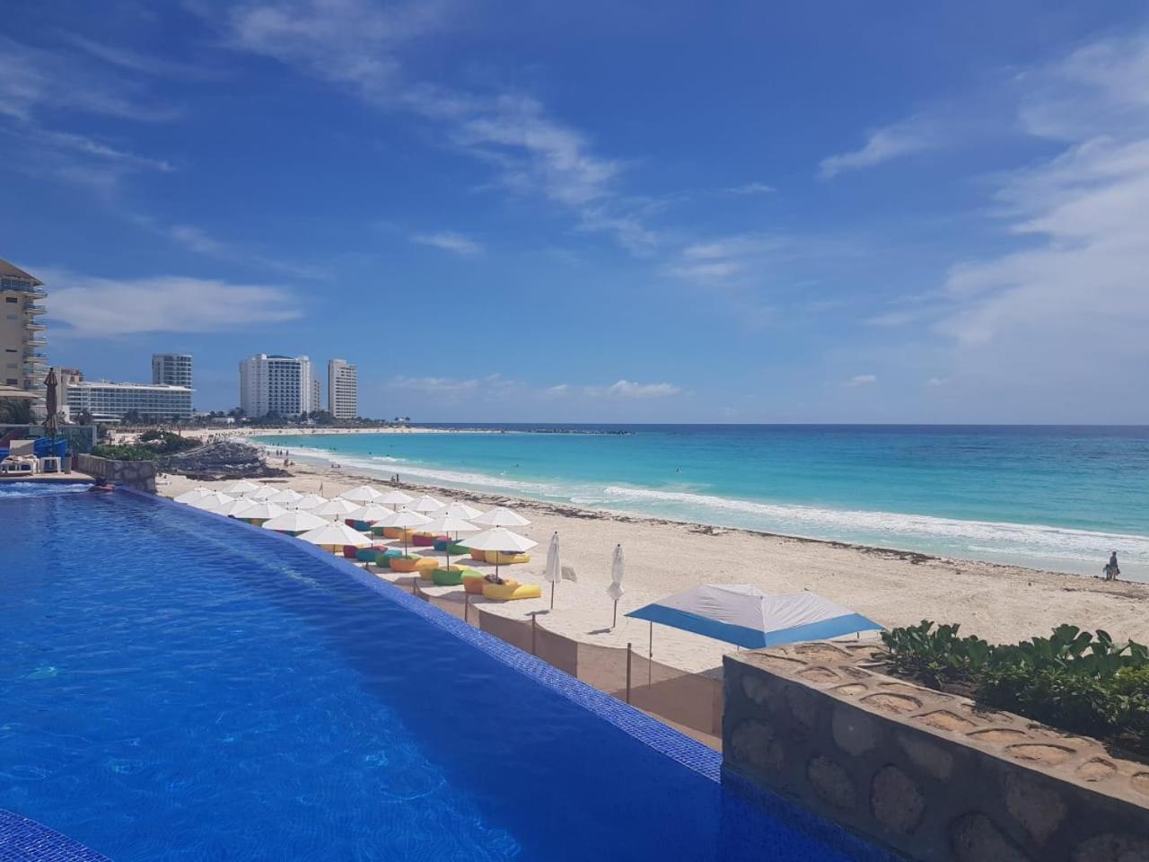 Cozy And Modern Apartment Cancun Exterior photo